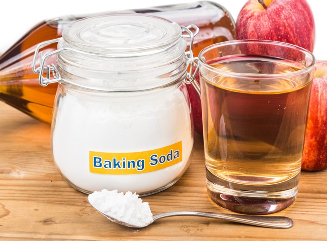 khử m&ugrave;i bằng barking soda v&agrave; giấm
