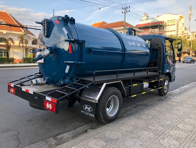 h&uacute;t hầm cầu gi&aacute; rẻ tại TP HCM