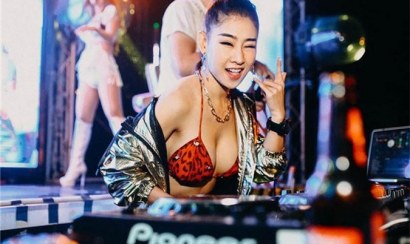 [CÓ LINK] Clip nóng Dj Oxy khoe trọn vòng 1 đầy đặn quyến rũ không che