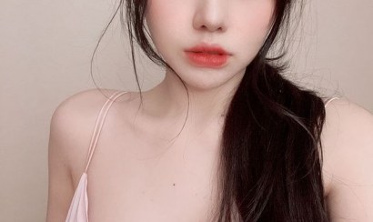 Streamer Park Dak lộ clip nóng hớ hênh vòng 1 căng tròn