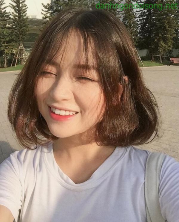 Top ảnh g&aacute;i xinh đeo mắt k&iacute;nh dễ thương