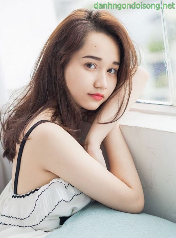 Top ảnh g&aacute;i xinh đeo mắt k&iacute;nh dễ thương