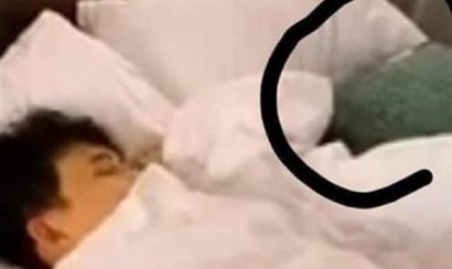 Nghi án mẹ nuôi thuê người dàn dựng lộ clip Jack diễn cảnh giường chiếu