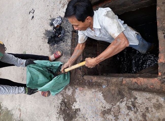 nạo v&eacute;t hố ga gi&aacute; rẻ nhất
