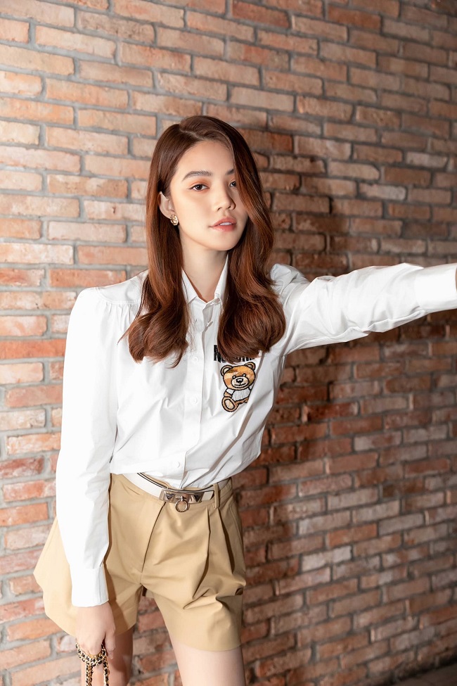 Jolie Nguyễn lộ clip 14