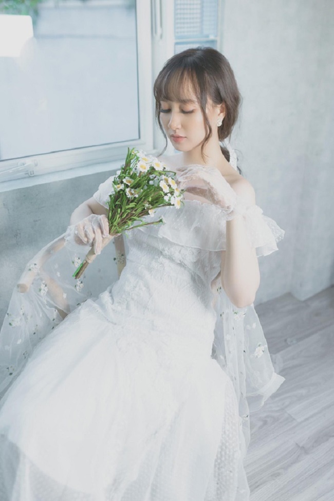 streamer hằng đ&agrave;m lộ ảnh n&oacute;ng 1
