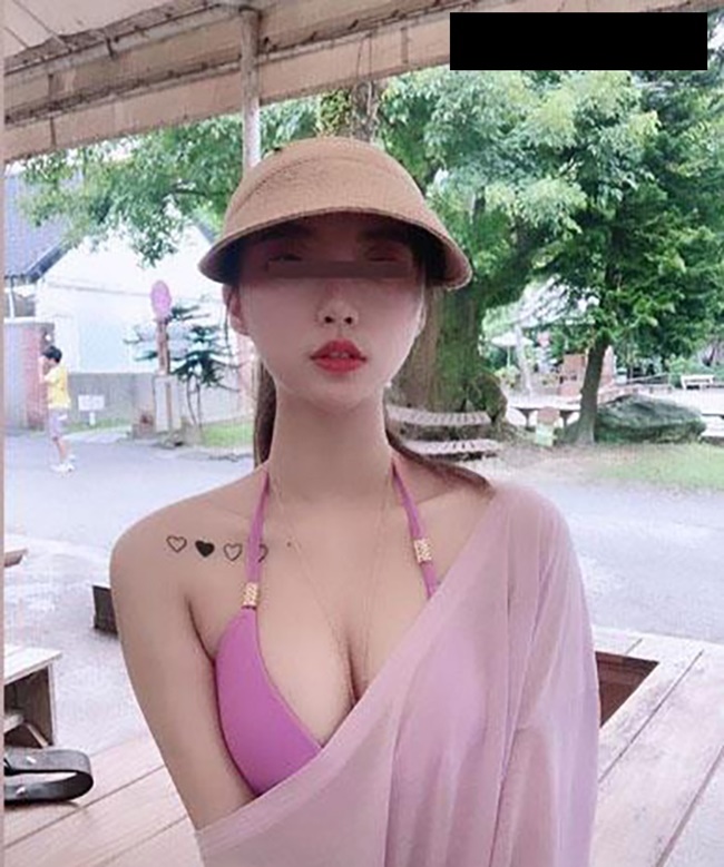 streamer phàm phàm quên tắt camera 10