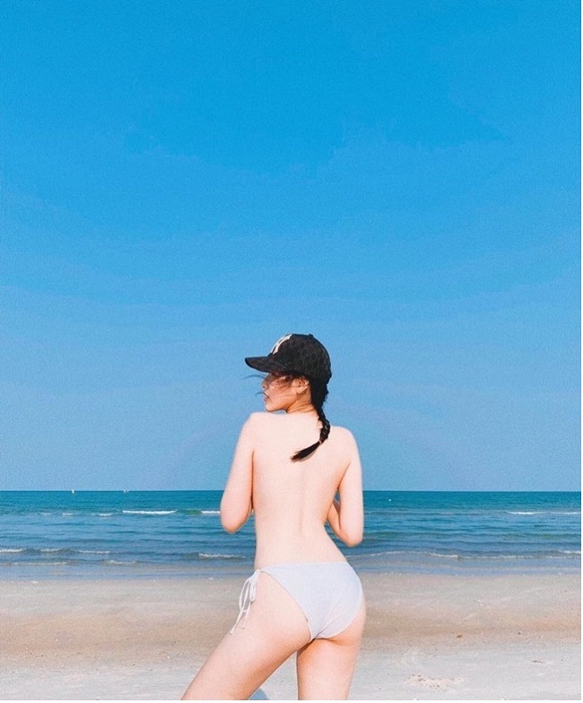 Thái Ngọc San lộ ảnh nóng 12