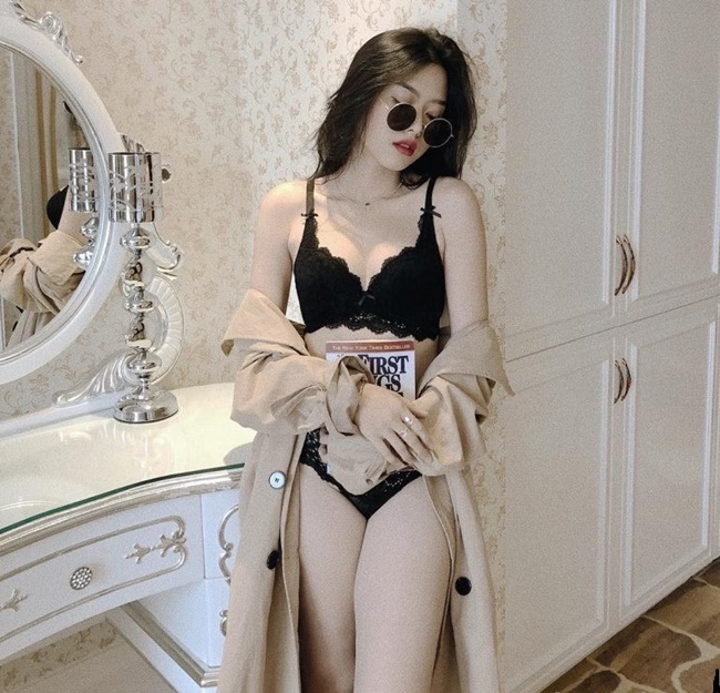 Thái Ngọc San lộ ảnh nóng 11