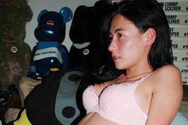 trương b&aacute; chi lộ ảnh n&oacute;ng 4