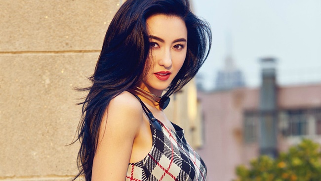 trương b&aacute; chi lộ ảnh n&oacute;ng 13
