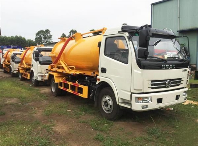 Thu&ecirc; xe bồn vận chuyển b&ugrave;n vi sinh, b&ugrave;n thải