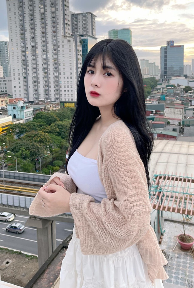 clip quỳnh alee 14