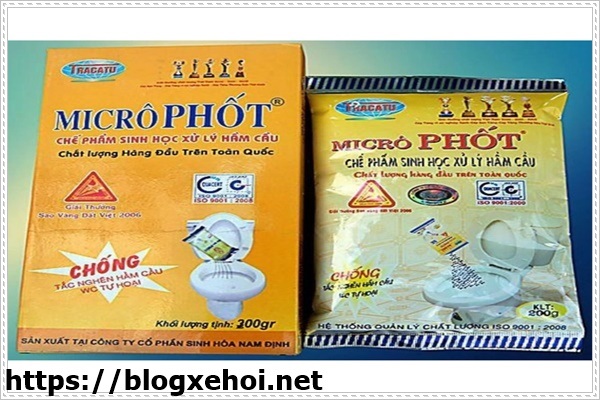 Th&ocirc;ng bồn cầu bằng c&aacute;ch sử dụng bột th&ocirc;ng bồn cầu