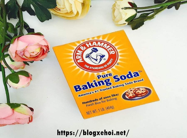 C&aacute;ch vệ sinh tường nh&agrave; bằng baking soda